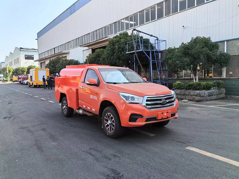 五十鈴單排灑水車(細水霧泵)